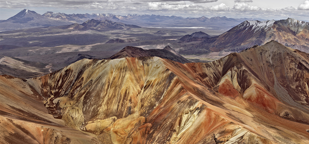 Cerros de Visviri, Andes, Chile by Bernhard Edmaier
