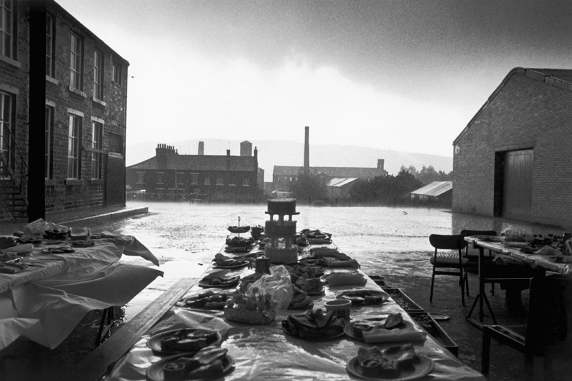 Martin Parr, Jubilee street party (1977), Elland, Yorkshire, England. One of our Collectors' Editions