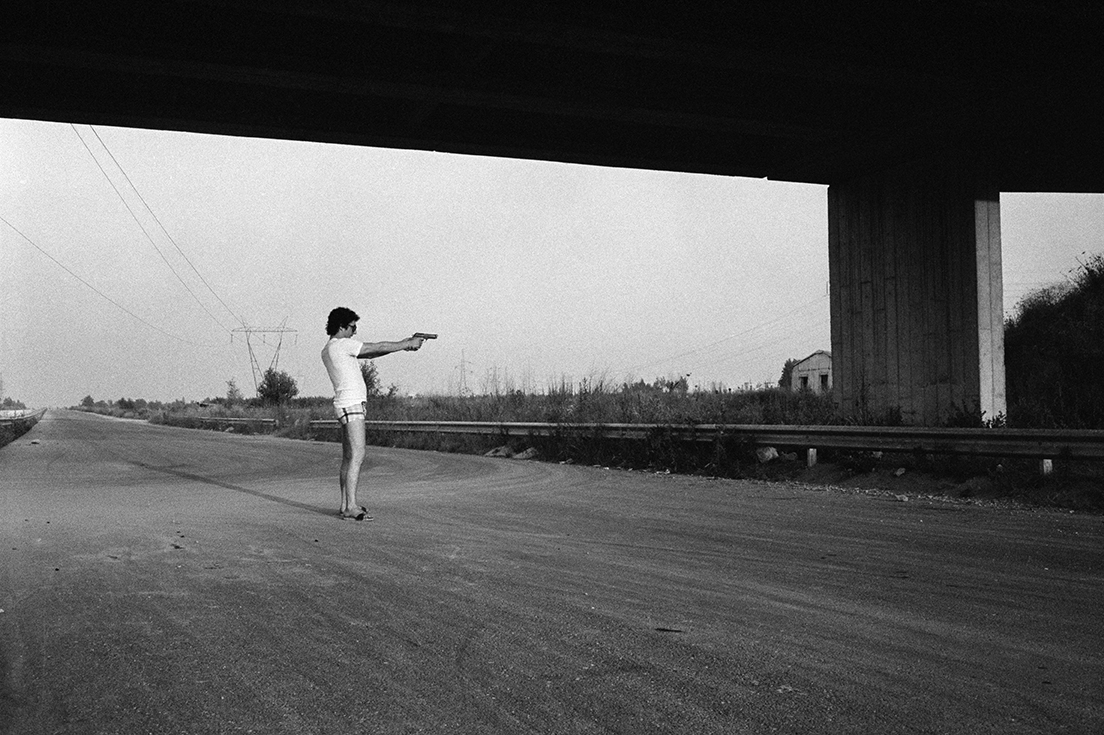 © Patrick Zachmann/Magnum Photos ITALY. Campania. Naples. 1982. Mobile anti-Camorra brigade