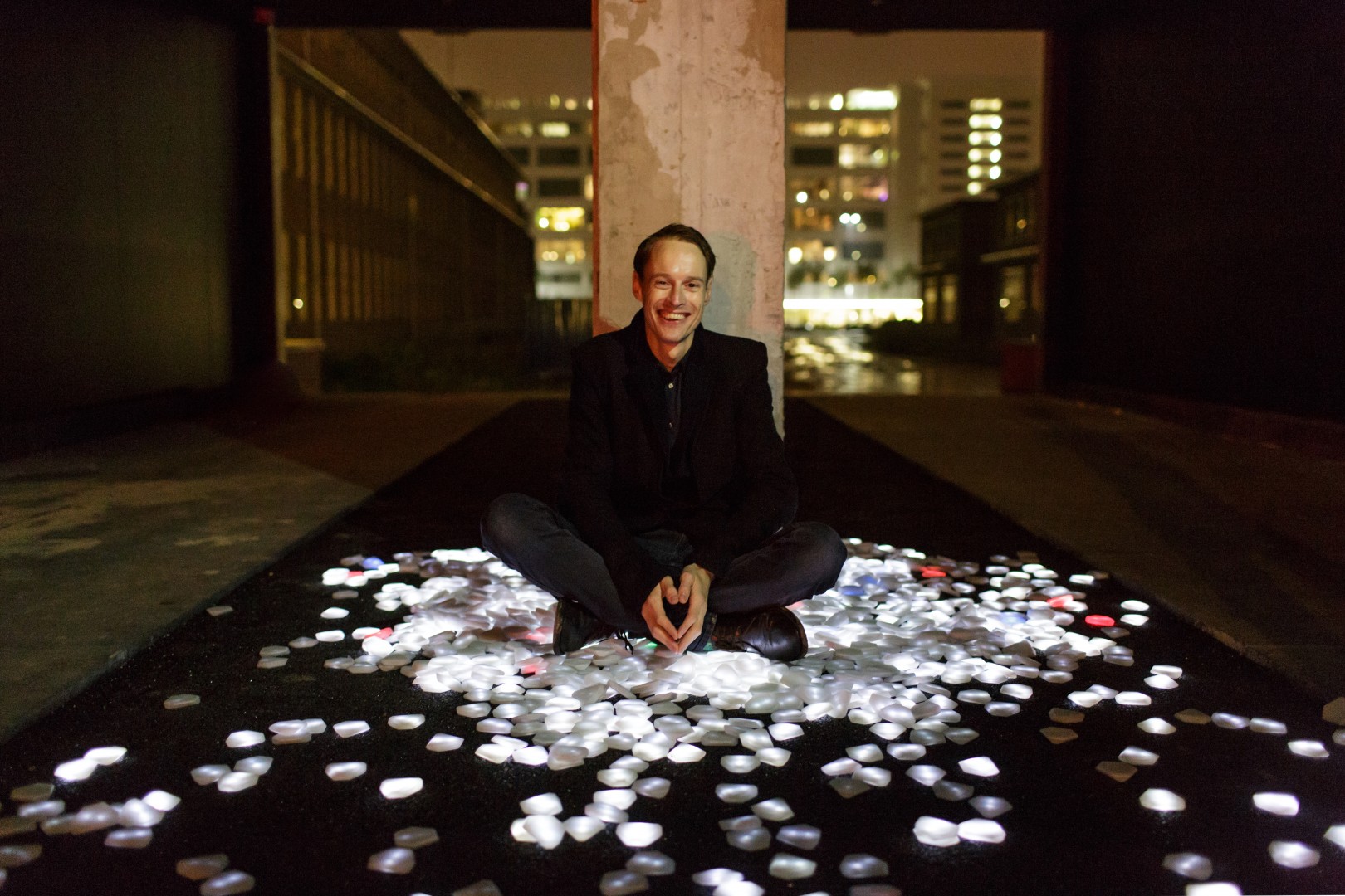 Daan Roosegaarde. Image courtesy of studioroosegaarde.net