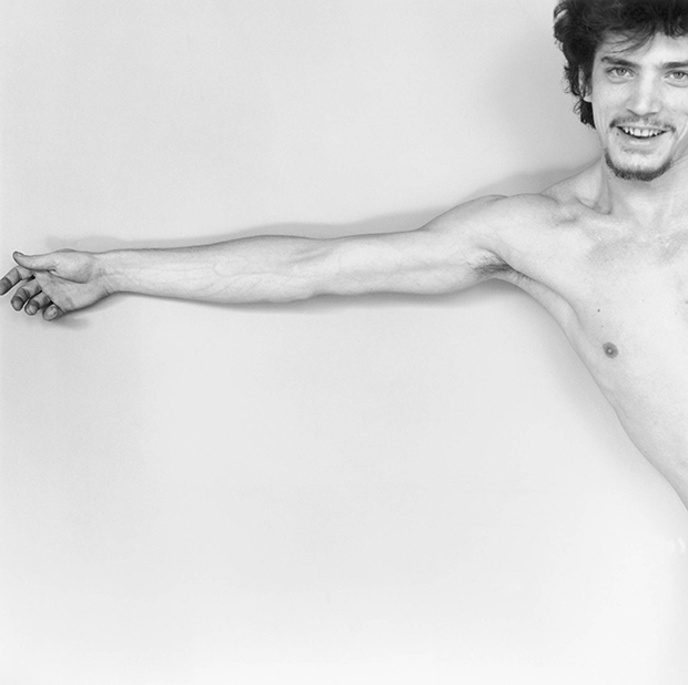 My Body of Art - photography critic Philip Gefter on the power of Robert  Mapplethorpe's male nudes | art | Phaidon