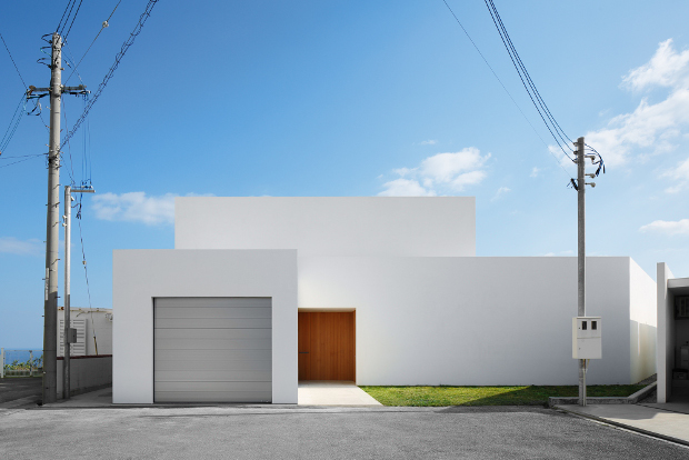 John Pawson's Okinawa house. Photograph by Nacasa & Partners