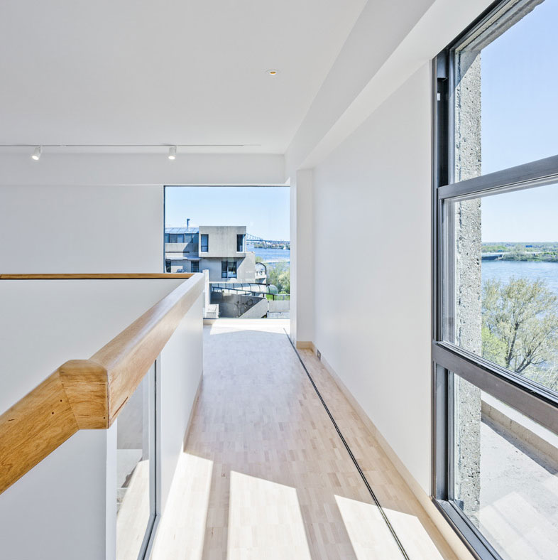 The newly refurbished unit at Habitat 67. Photograph by Marc Cramer & Thomas Miau