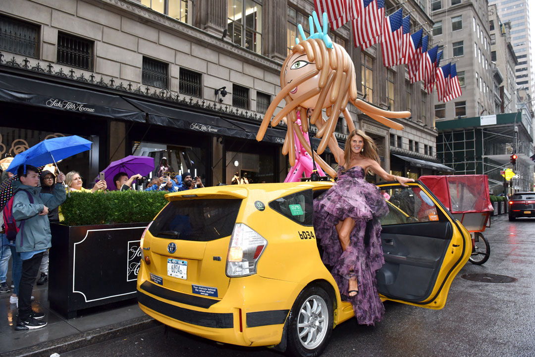Anna Dello Russo arrives at Saks Fifth Avenue during New York Fashion Week 2018