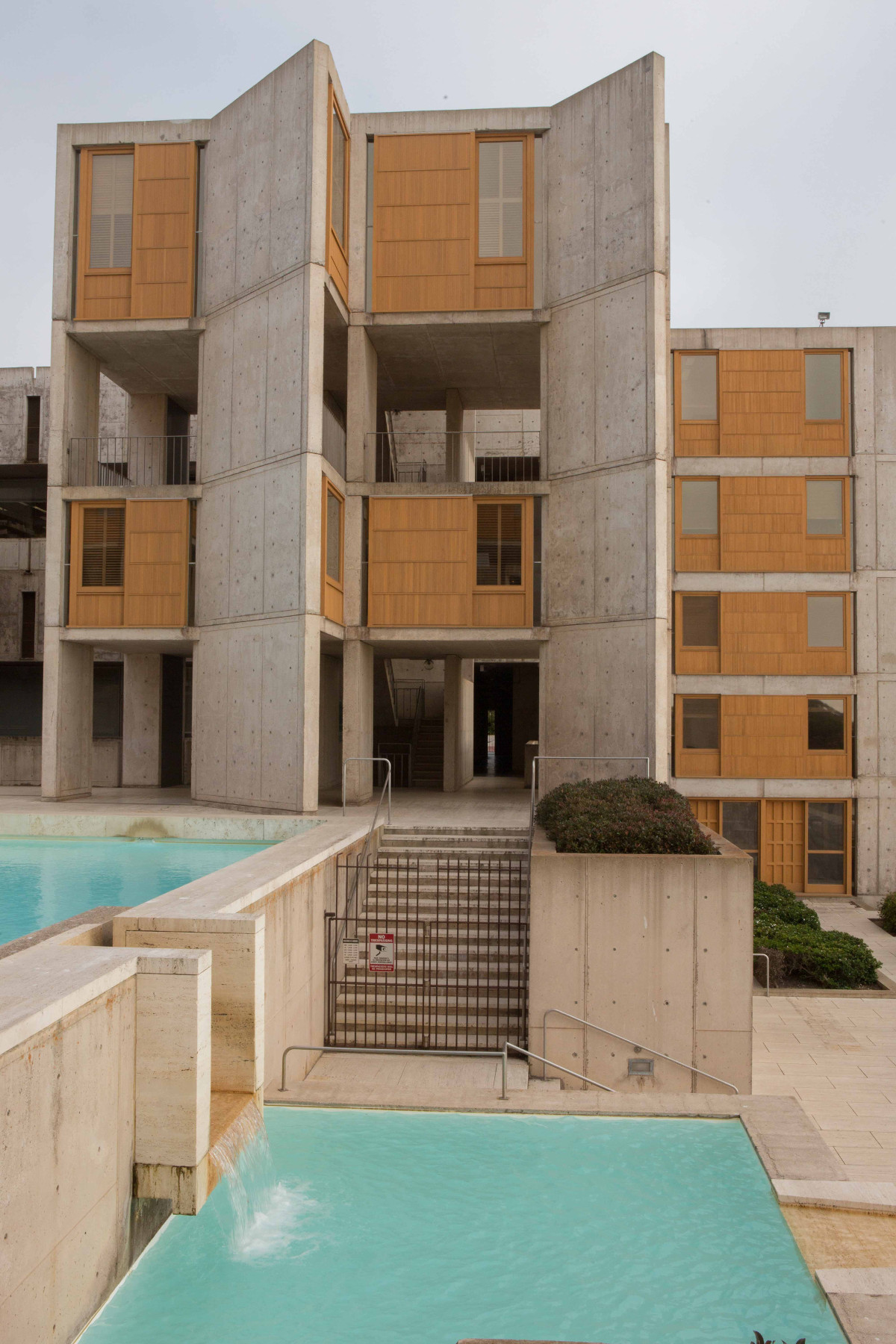 The Salk Institute for Biological Studies. Photo by Elizabeth Daniels, courtesy of the Getty