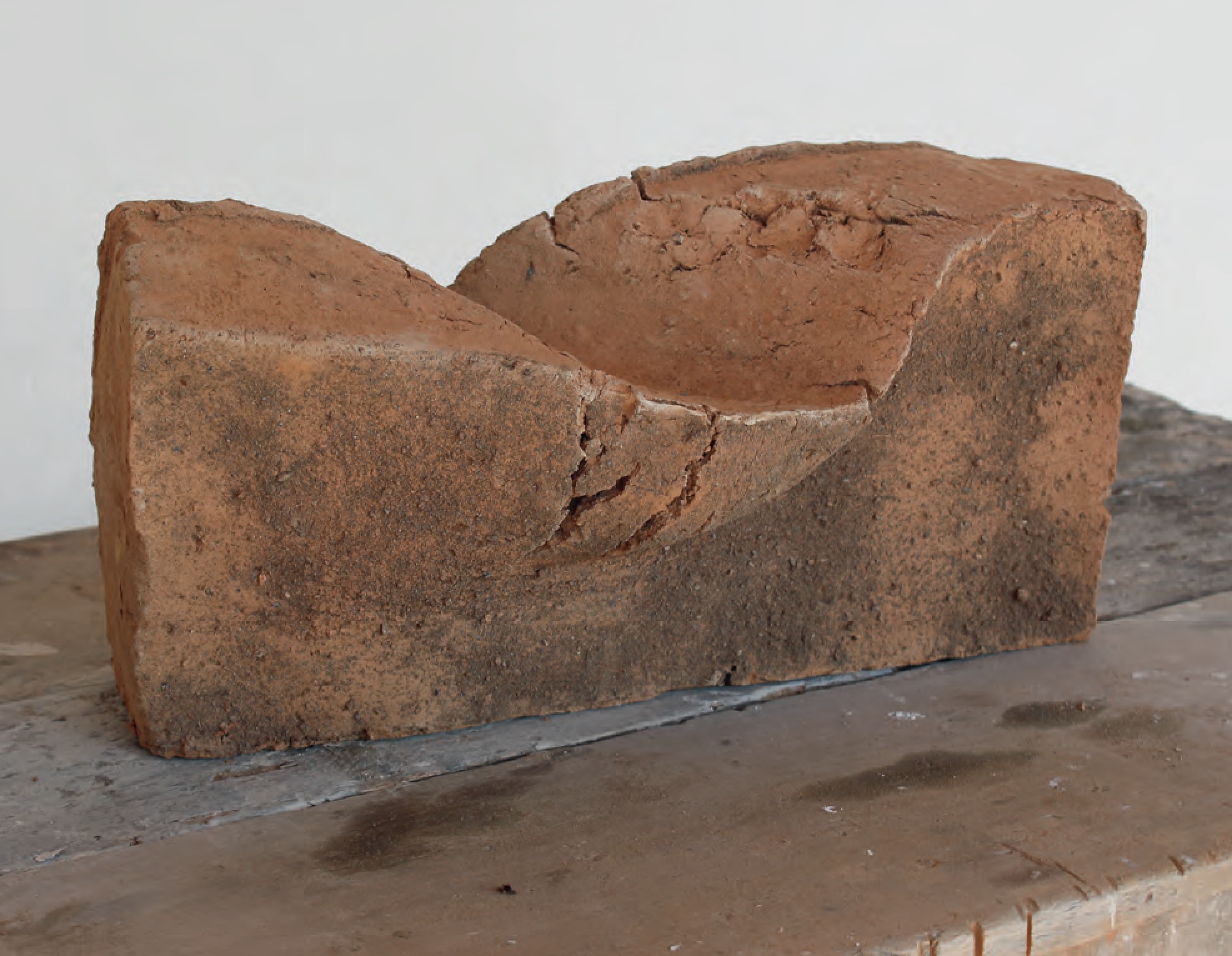 Brick (Medellin), 2014 Unglazed ceramic – Marco Chiandetti