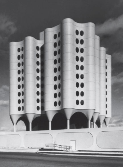 St. Joseph's Hospital, Tacoma, Washington - Bertrand Goldberg Associates