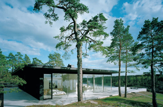 Villa Överby (John Robert Nilsson Arkitektkontor), Värmdö, Stockholm, Sweden, 2009. Photograph by Åke E:son Lindman