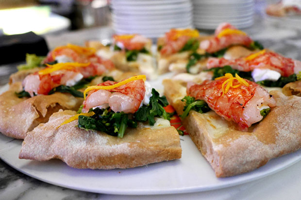 I Tigli shrimp sashimi pizza - photo by Daniel Young