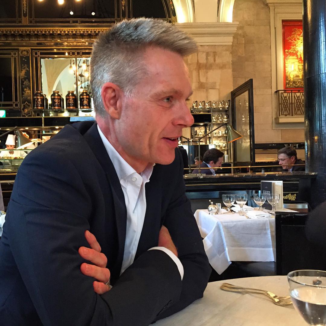 Tim Marlow at the Wolseley in London. Image courtesy of Ai Weiwei's Instagram