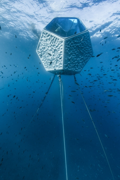 Doug Aitken, Underwater Pavilions, 2016, installation view, Avalon, CA. Courtesy: MOCA Los Angeles and Parley for the Oceans photo by: Shawn Heinrichs