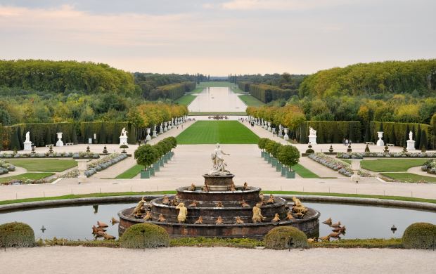 Utsikt från vattenparterren, slottet i Versailles